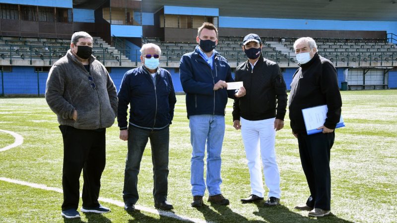 Fundación Municipal de Deportes entregó importante monto para apoyar Campeonato Intercomunal de Fútbol