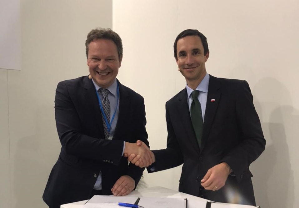 Chile firma MOU con dos puertos estratégicos de Europa para fomentar la producción de hidrógeno verde