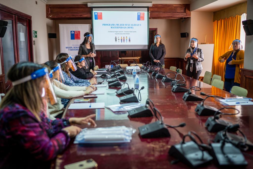 Programa “Mujer, Sexualidad y Maternidad” del SernamEG amplía el público de sus talleres a personas sordas