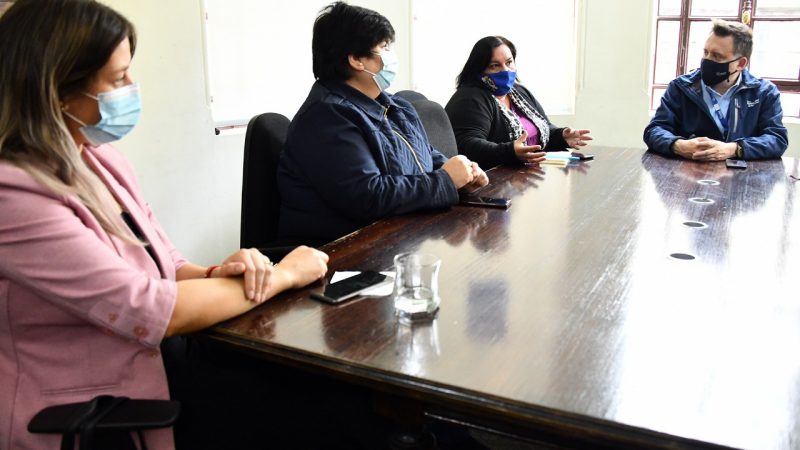 Vecinos piden a autoridades terminar con carreras clandestinas y ruidos molestos por las noches.