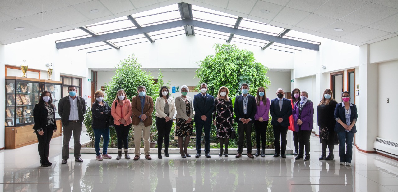 Servicio de Salud, UMAG y Agrupaciones de Pacientes se reúnen para abordar trabajo en fibromialgia