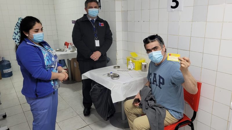Seremi de Salud destaca importancia de dosis de refuerzo contra el Covid-19 para contener aumento de casos.