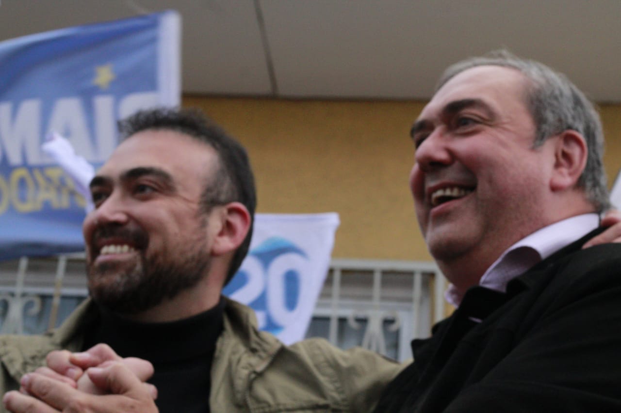 Carlos Bianchi y Karim Bianchi golpearon nuevamente el escenario político regional