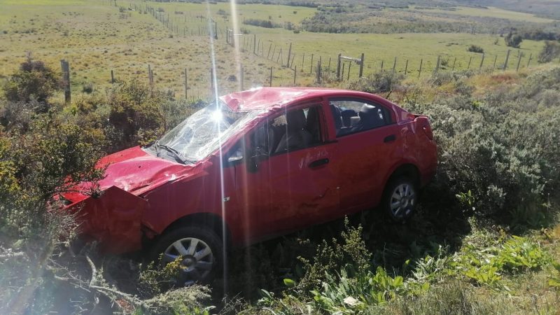 Volcamiento en la ruta 9 norte deja tres lesionados