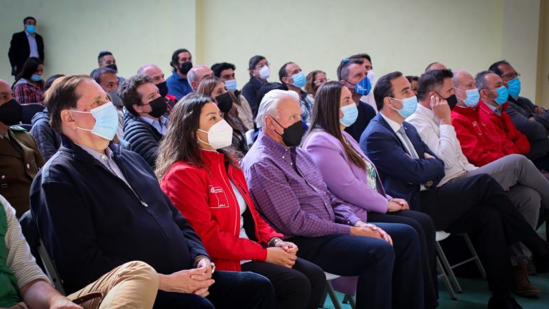 Realizan jornada de charlas en Cerro Guido que dan cuenta de la importancia de las investigaciones realizadas en la Patagonia