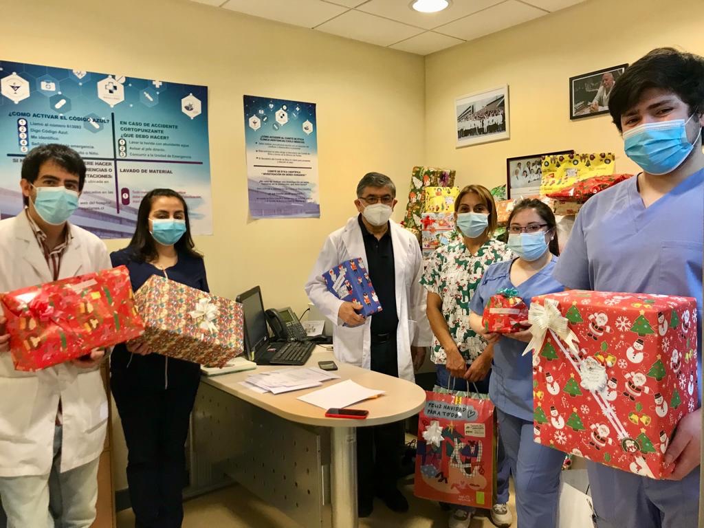 CR Medicina HCM adelanta Navidad en Jardín Keola Kipa