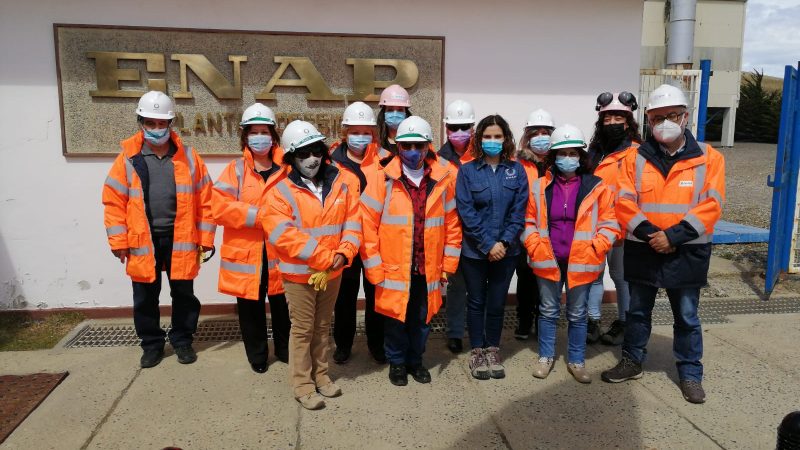 Dirigentes vecinales de Punta Arenas conocieron las operaciones de Enap en Posesión