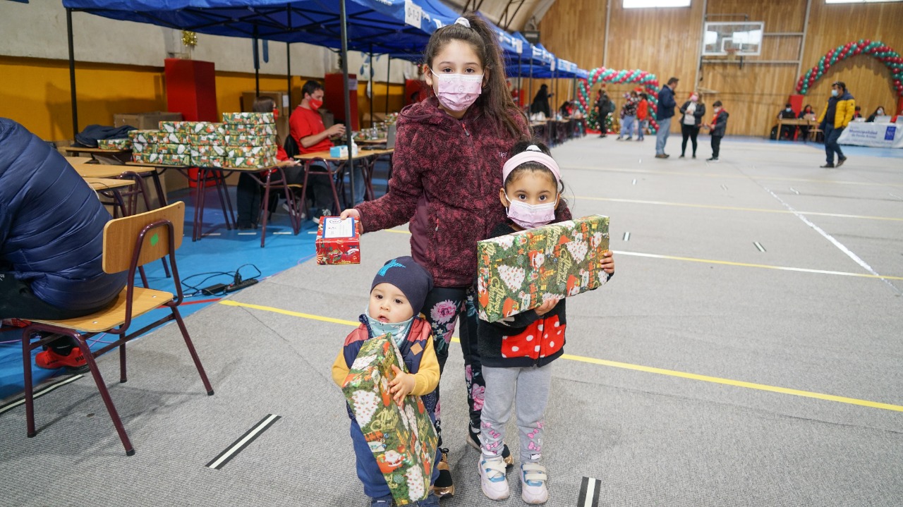 Últimos días para retirar regalos de Navidad: Municipio extenderá la entrega hasta el miércoles