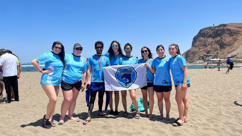 Club deportivo de natación los Delfines, consigue 18 medallas en Arica