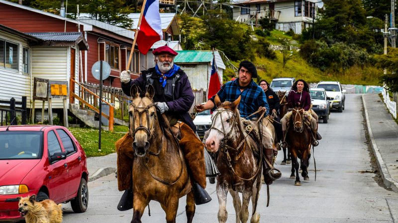 Jinete que cabalgó 3 mil 200 kilómetros hasta Puerto Williams: “Los chilenos deben conocer su país, especialmente Aysén y Magallanes”