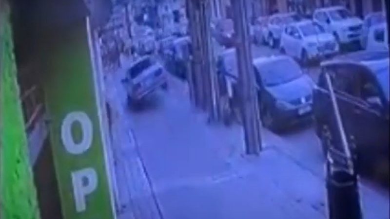 Chofer condujo por céntricas veredas de Punta Arenas colocando en riesgo la vida de los peatones.