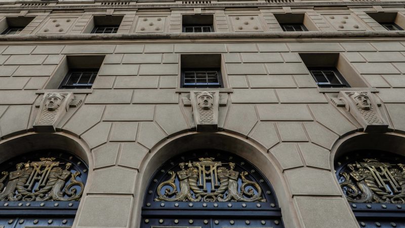 Ministro de Hacienda y Directora de Presupuestos presentan el Informe de Finanzas Públicas del Cuarto Trimestre de 2021