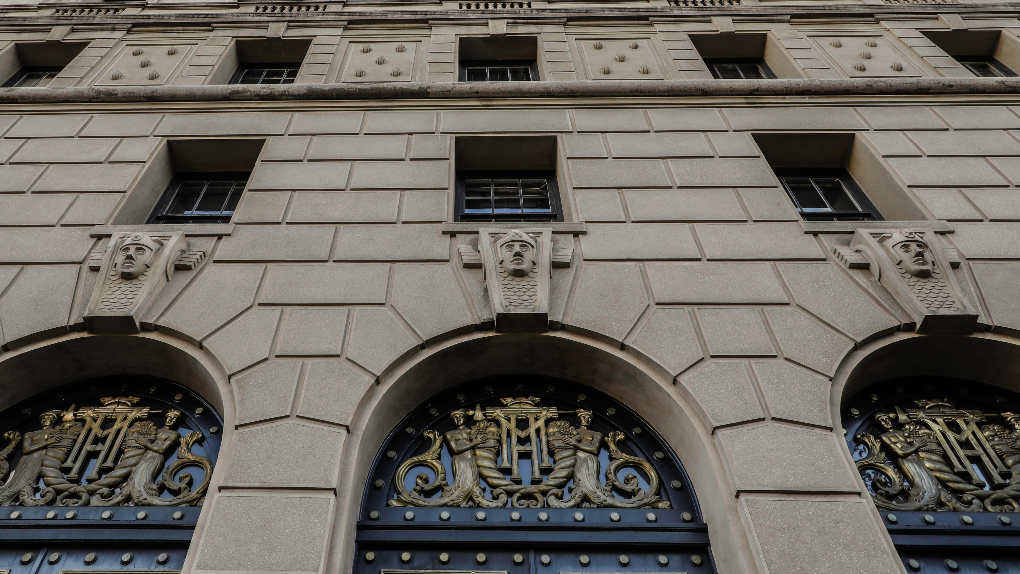 Ministro de Hacienda y Directora de Presupuestos presentan el Informe de Finanzas Públicas del Cuarto Trimestre de 2021