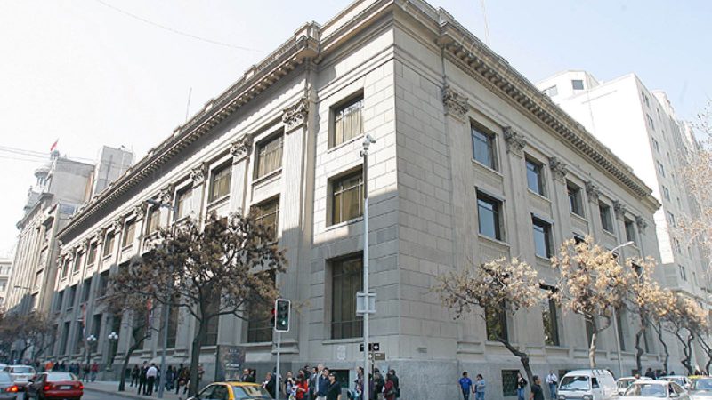 Banco Central informa que IMACEC cerró 2021 con un crecimiento del 10.1%, respecto a diciembre de 2020