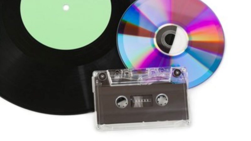 El regreso de los antiguos formatos de audio: ¿cuál fue el primer disco/cd/cassette que compraron? – Juan Salvador Miranda – Opinión