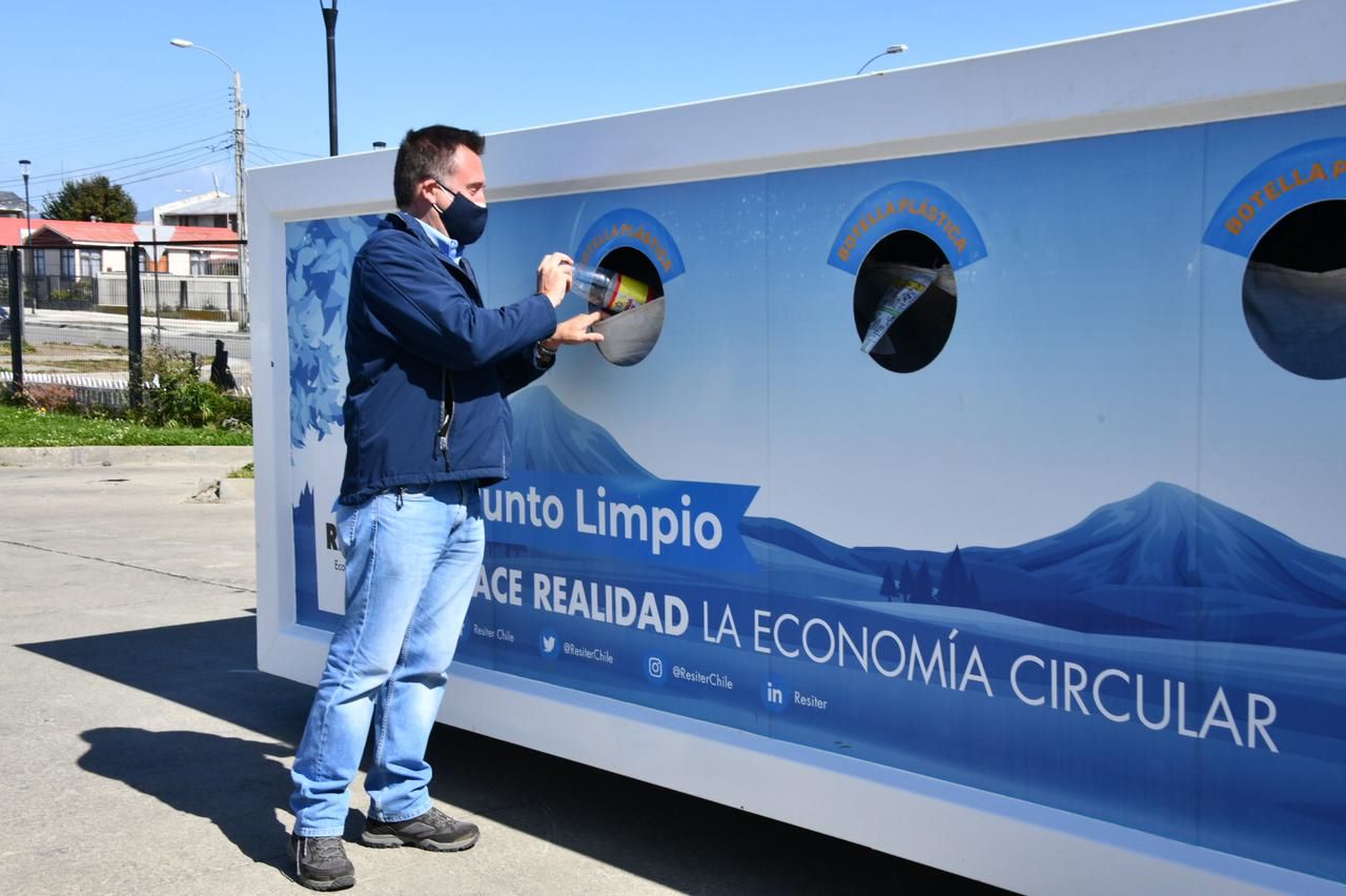 Fue instalado un nuevo Punto Limpio en el «Parque de los Dinosaurios» de avenida Costanera de Punta Arenas