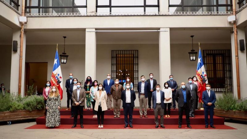 Delegada Presidencial Regional Luz Bermúdez sostuvo reunión con el Presidente Gabriel Boric y otras autoridades