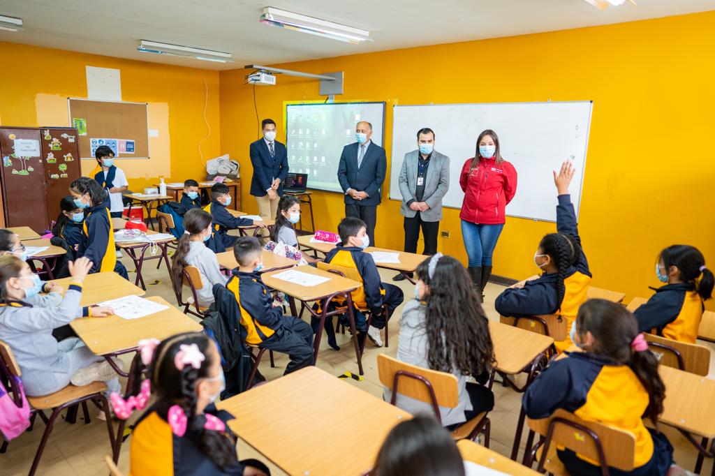 En Magallanes durante marzo, ingresarán 80 establecimientos educacionales a la presencialidad.