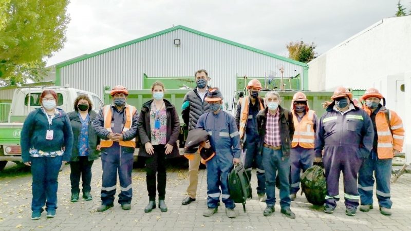 SEREMI de Salud dra. Francisca Sanfuentes participó en operativo vacunación contra la  influenza con trabajadores de Areas Verdes