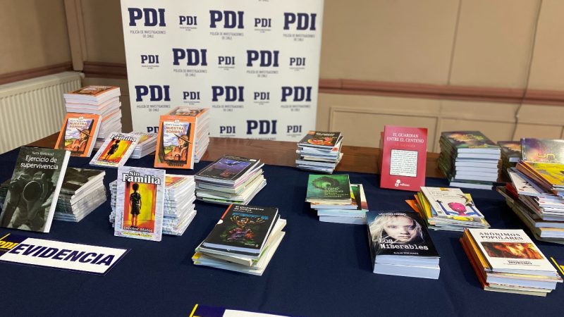 PDI Punta Arenas incauta más de 600 libros por infracción a la Ley de Propiedad Intelectual