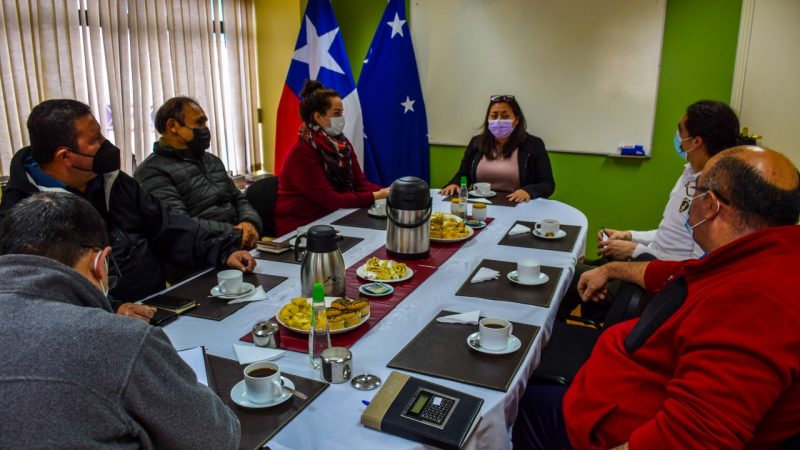 En primeras actividades de su gestión: Delegada Provincial de Antártica Chilena se reúne con organizaciones sociales de Puerto Williams