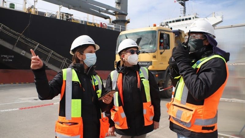 Epaustral destaca presencia femenina en cargos de responsabilidad y liderazgo