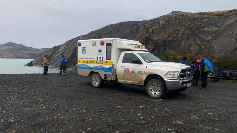 CONAF evacuó a mujer  que sufrió fractura en sector de montaña del Parque Nacional Torres del Paine