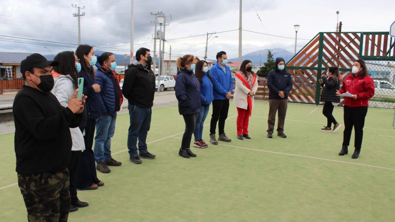 Autoridad destaca compromiso social de empresas que colaboraron con familias natalinas afectadas por incendio