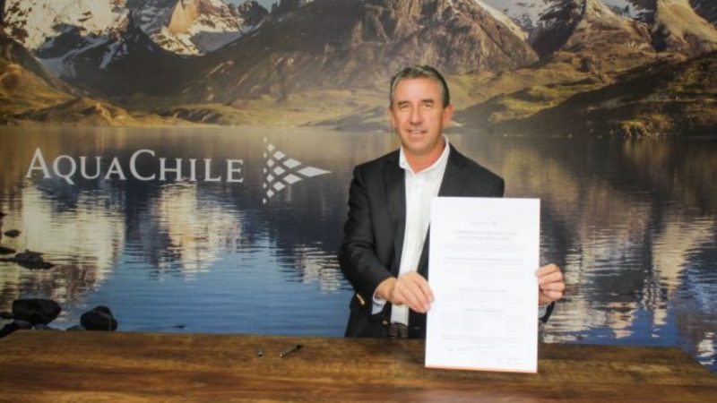 Hace un año, empresa salmonera AquaChile asumió compromiso con la región de Magallanes