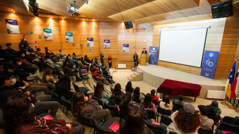 Cerca de 930 estudiantes nuevos dieron inicio al retorno presencial en la UMAG
