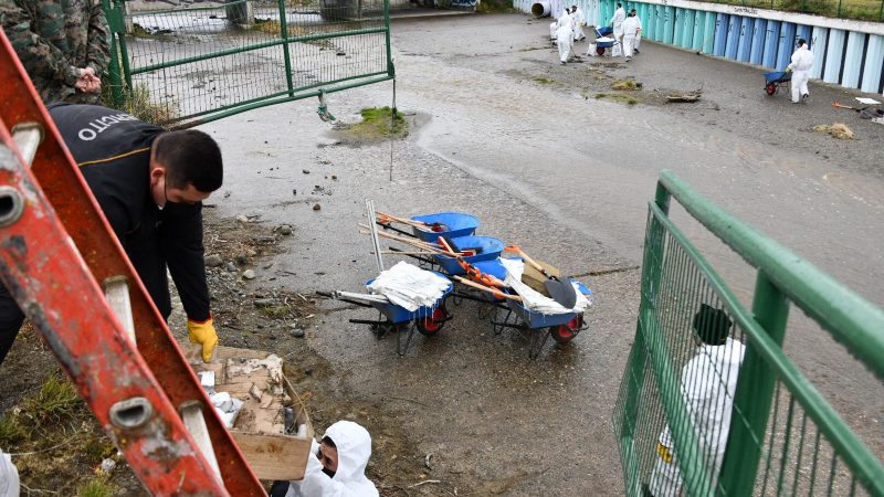 12 toneladas de basura retiraron desde el Río de las Minas