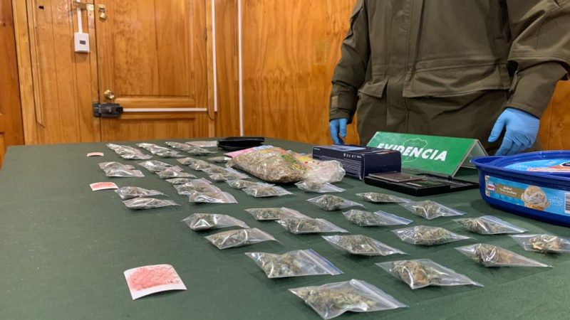 Carabineros detienen a dos personas en Punta Arenas por tráfico de drogas en pequeñas cantidades