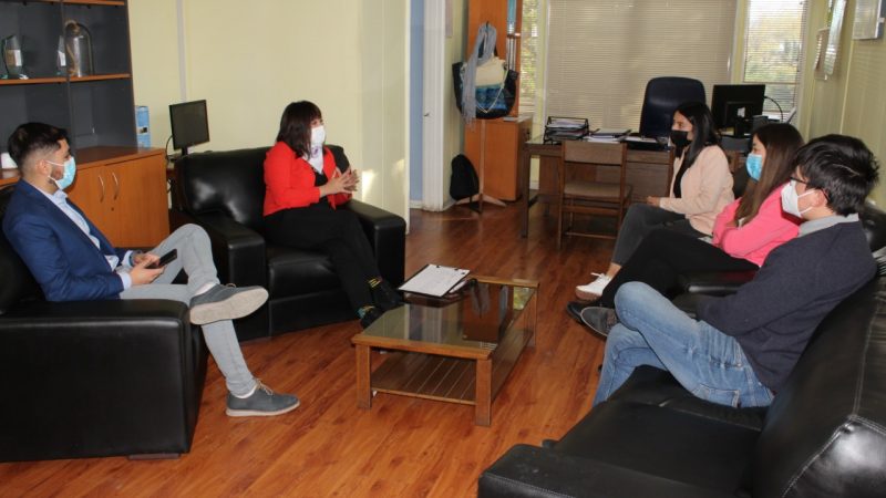 Directiva comunal de Convergencia Social se reúne con Delegada Provincial Romina Alvarez en Puerto Natales