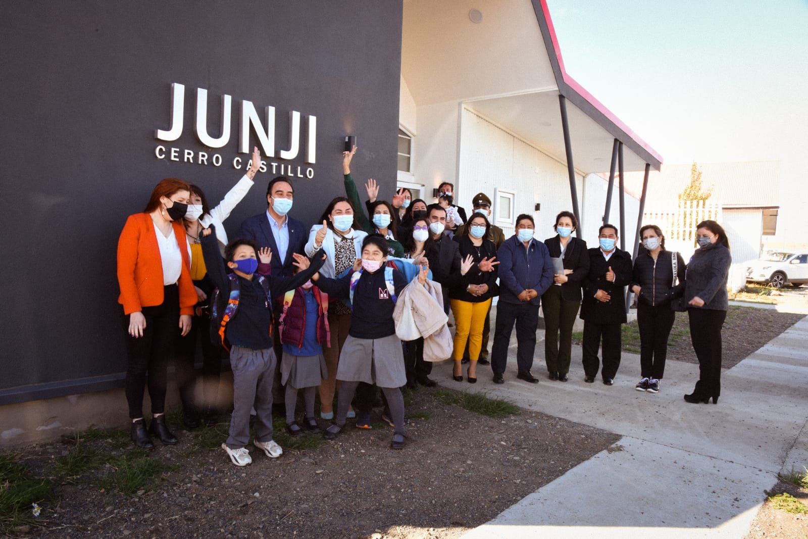 Gobernador Regional Jorge Flies inauguró Jardín Infantil JUNJI en Cerro Castillo