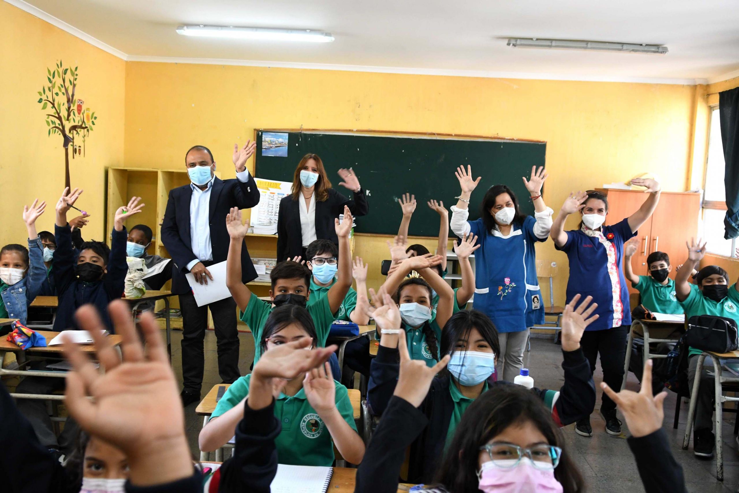 MINEDUC y MINSAL dan a conocer nuevas orientaciones sanitarias para el reencuentro de las comunidades educativas