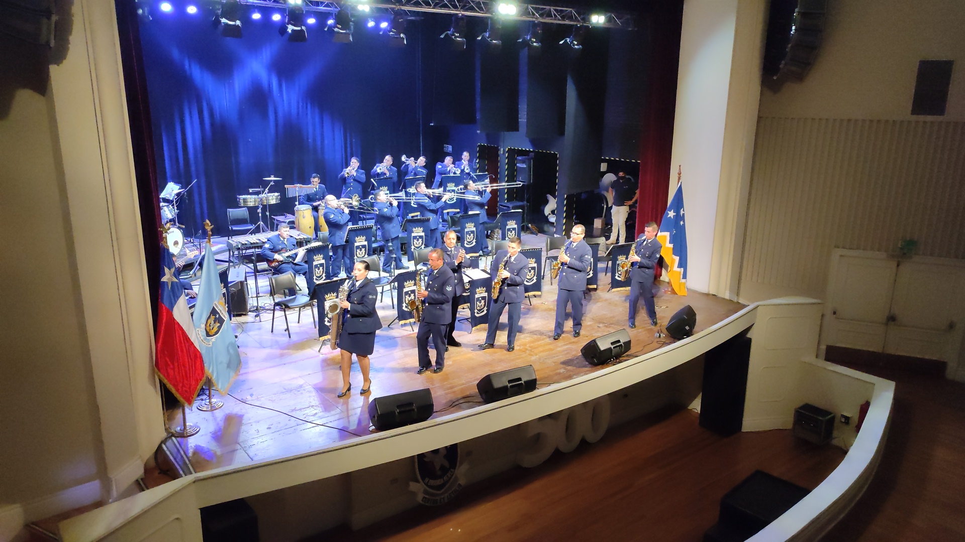 Puntarenenses cantaron y bailaron con la “Big Band” de la Fuerza Aérea, en inicio de Cartelera Cultural