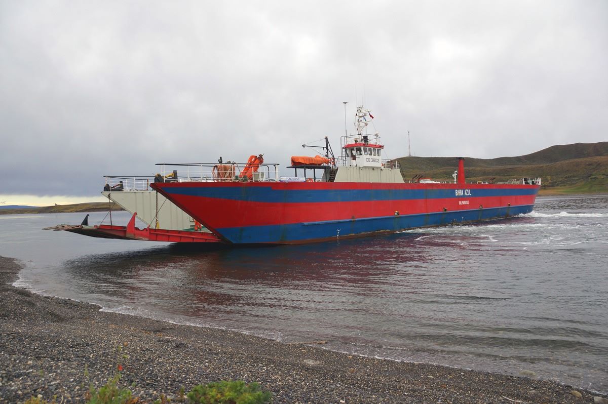 SEREMI de Transportes Rodrigo Hernández anuncia llamado a licitación a operadores de transporte marítimo para servicio de cruce en canal Fitz Roy