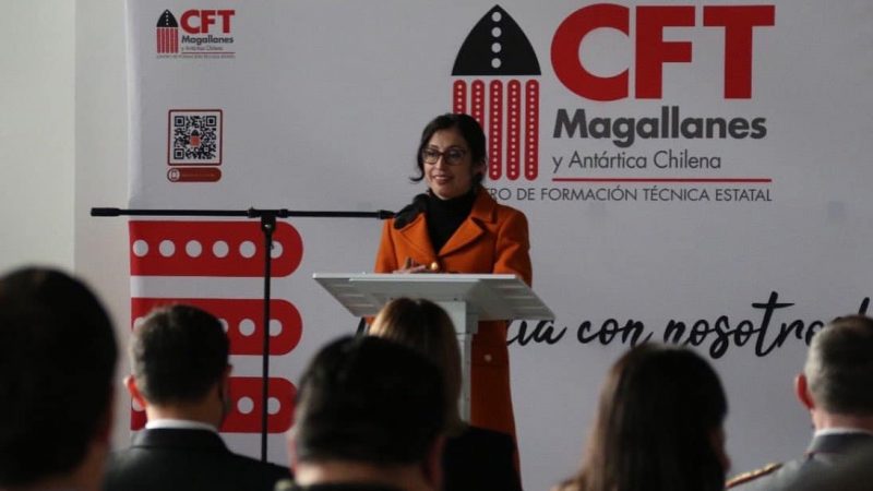 Delegada Presidencial Luz Bermúdez visita Tierra del Fuego y participa en inauguración del año académico del CFT estatal