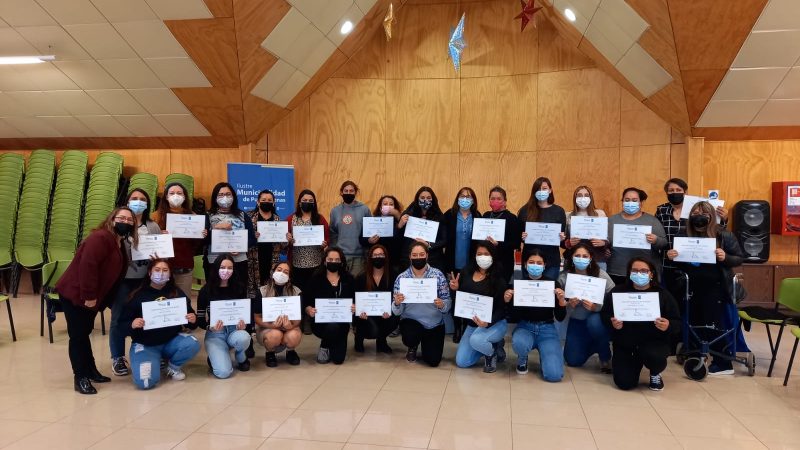 Más de 40 personas de Punta Arenas pusieron fin a taller municipal de Lengua de Señas