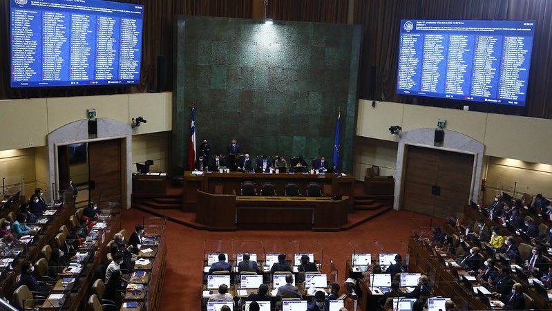 Quinto retiro y proyecto alternativo del Gobierno serán debatidos este lunes por la Sala de la Cámara de Diputados