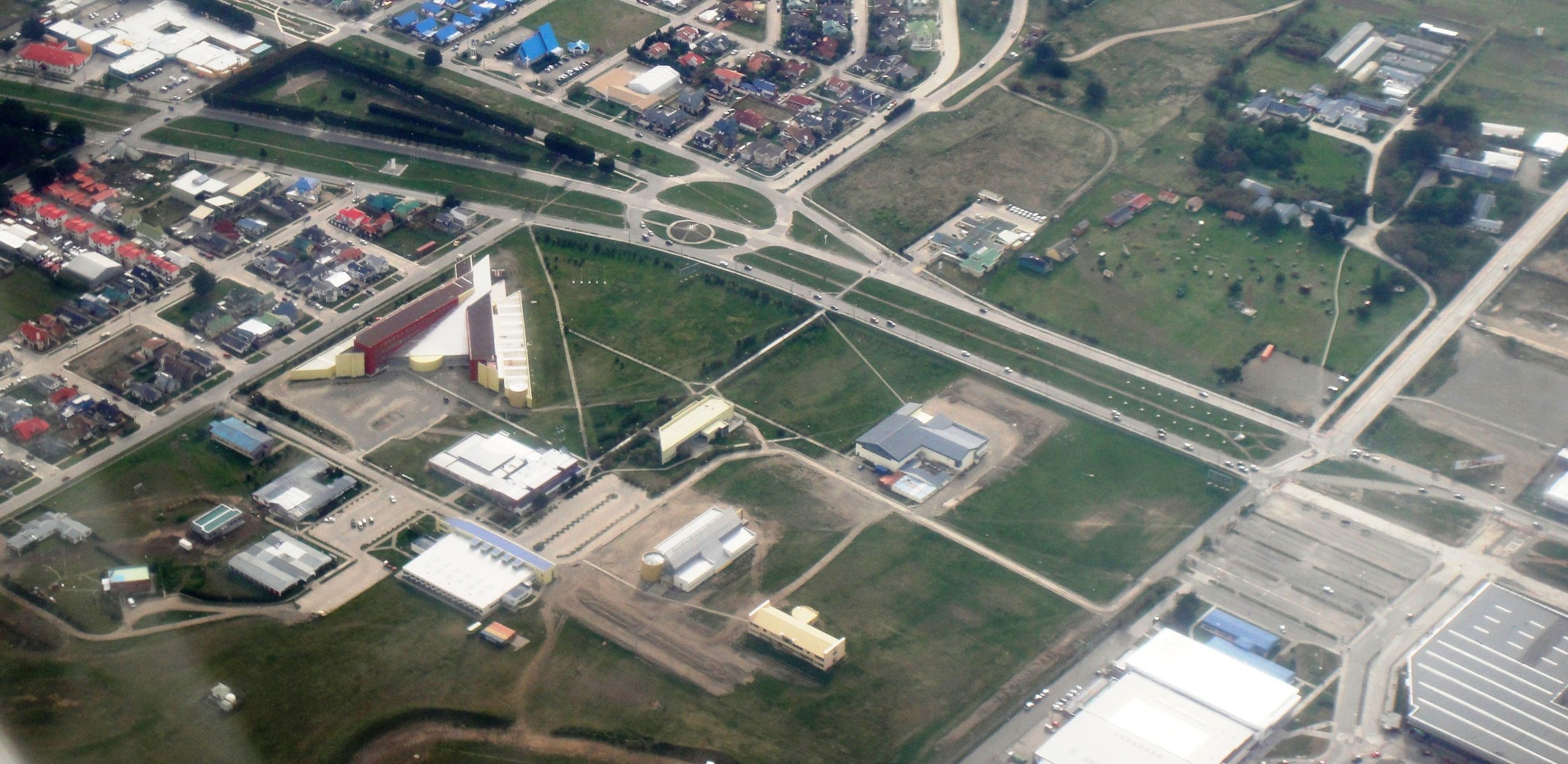 Estudiantes feministas de la Universidad de Magallanes se han tomado el campus de Avenida Bulnes