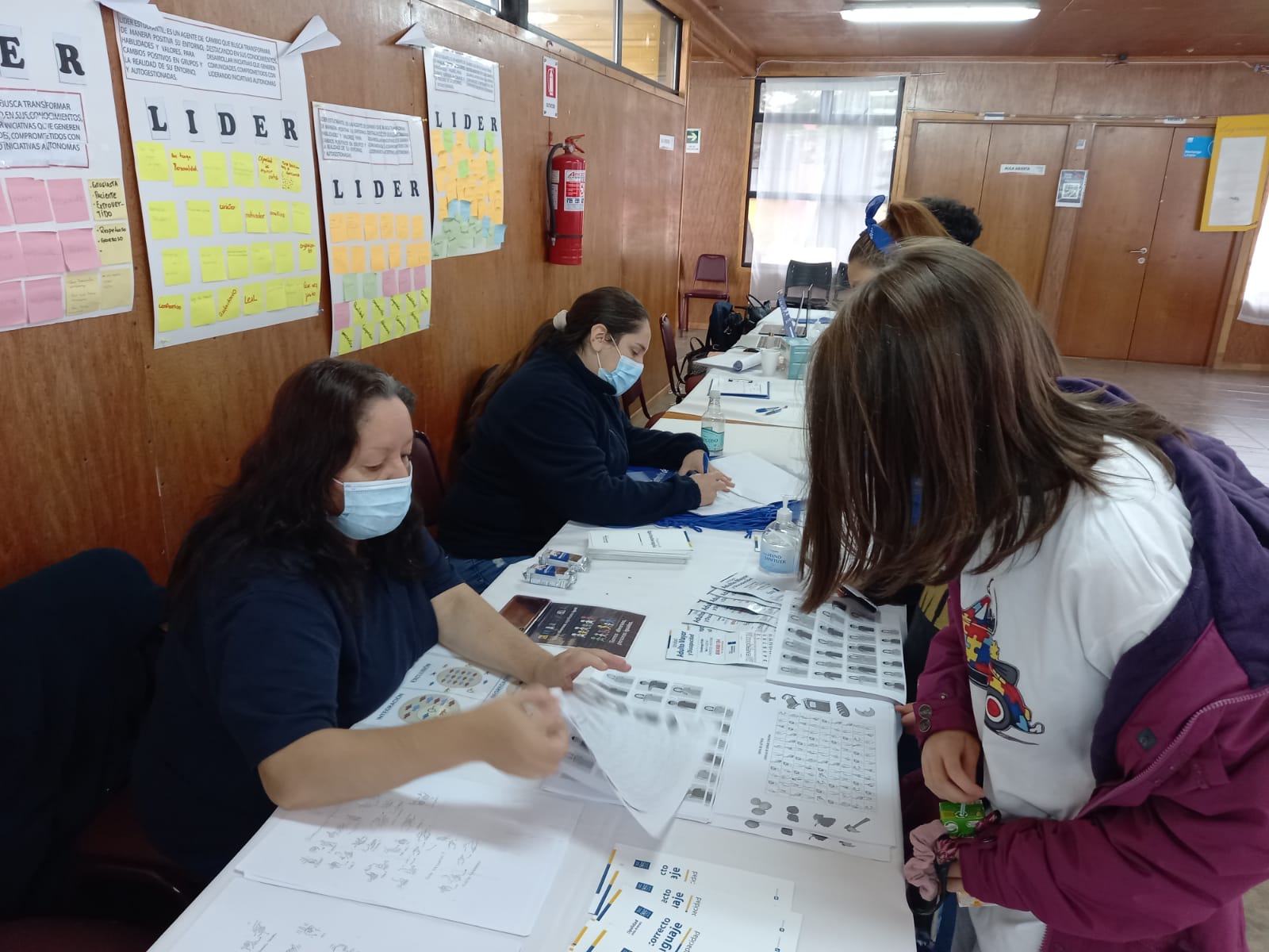 Municipio de Punta Arenas estuvo presente en actividad de concientización por Día Internacional del Autismo