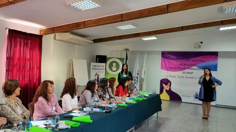 Mujeres sindicalistas participaron en encuentro nacional «Enap tiene nombre de mujer”