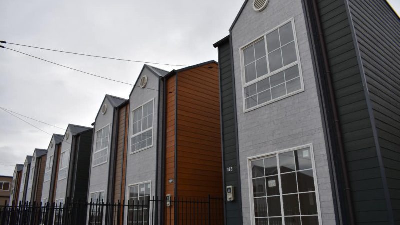 77 familias de Punta Arenas recibieron sus viviendas en Loteo de Integración Social «General del Canto»