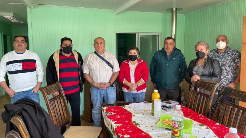 Presidenta de Comisión de Pesca de la Cámara visita a pescadores artesanales para continuar diálogo