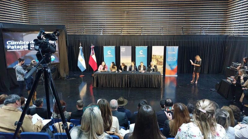 En Cumbre del Turismo Patagonia 2022 realizada en Comodoro Rivadavia (Argentina), impulsan apertura de ruta aérea Chubut – Aysén