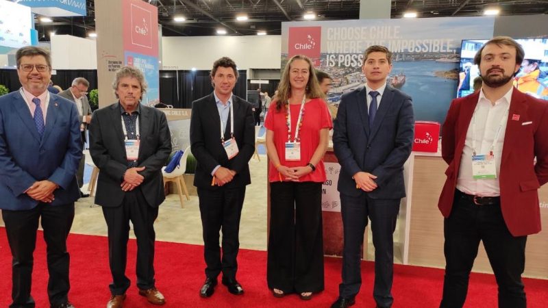 Empresa Portuaria Austral participa en importante feria internacional de cruceros en Miami