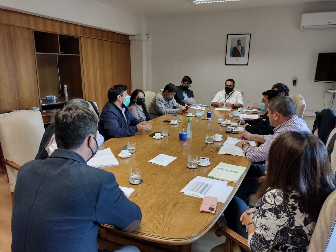 Gremio de Funcionarios de CORMUPA se reúnen con Subsecretario de Educación sobre Servicios Locales de Educación