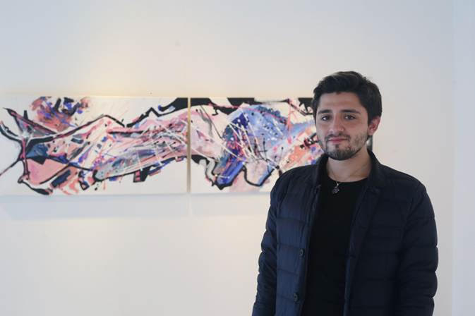 Exposición del artista visual magallánico Nicolás Vera en la Sala Tierra del Fuego del Casino Dreams de Punta Arenas