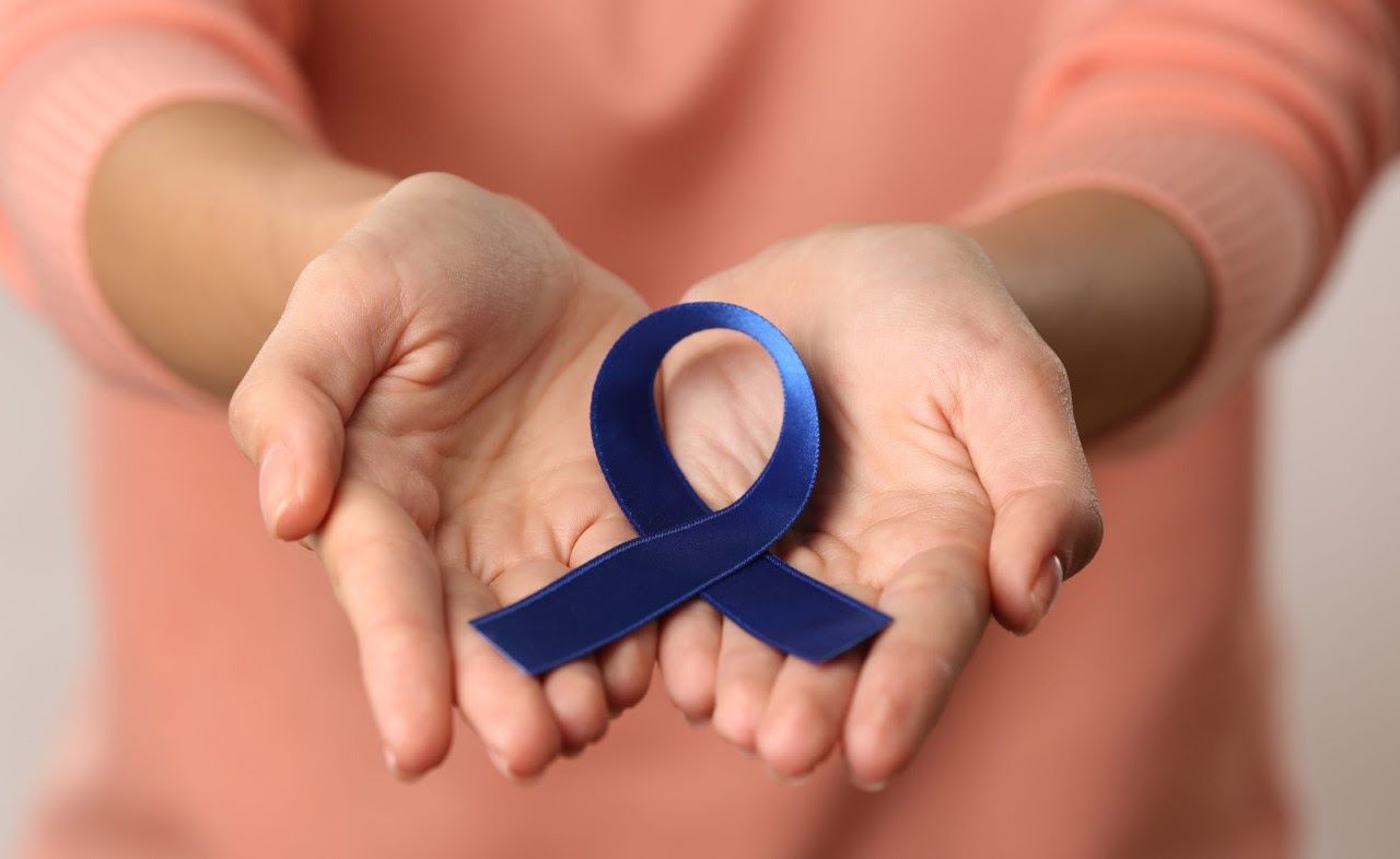 Especialistas explican cómo prevenir el cáncer de colon